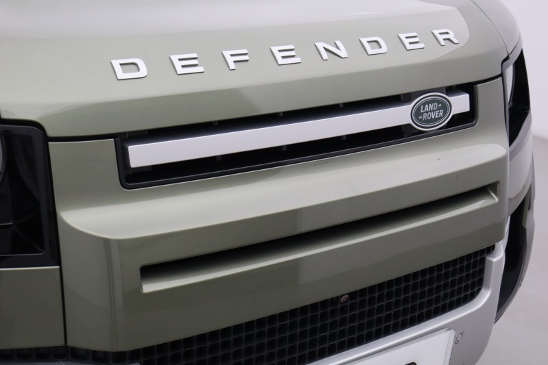 2023 (73) LAND ROVER DEFENDER 3.0 D300 HSE 110 5dr Auto 5671755
