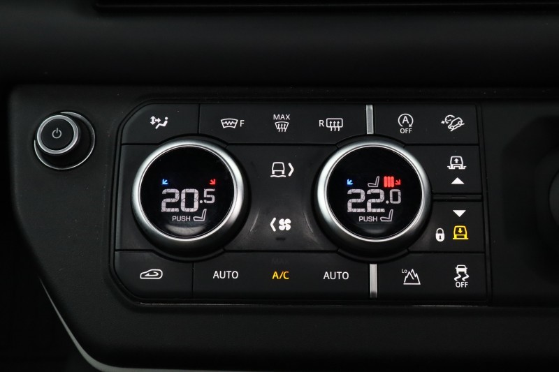2023 (73) LAND ROVER DEFENDER 3.0 D300 HSE 110 5dr Auto 5671795