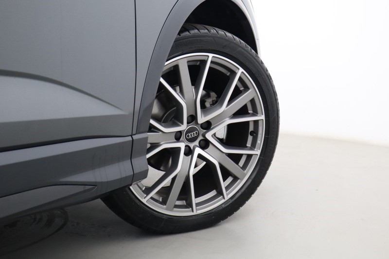 2025 (75) AUDI Q3 35 TFSI Black Edition 5dr S Tronic [20" Alloy] 5672447
