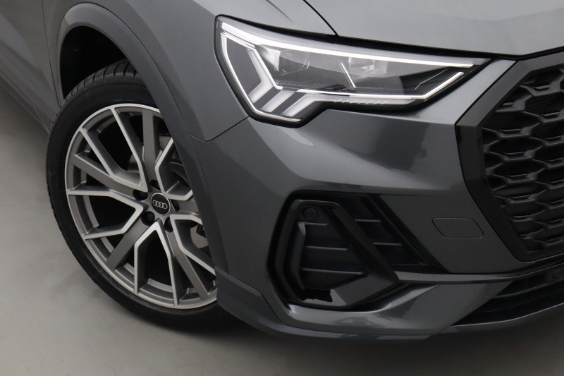 2025 (75) AUDI Q3 35 TFSI Black Edition 5dr S Tronic [20" Alloy] 5672437