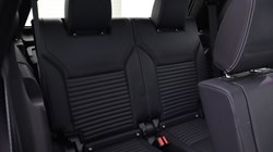 2024 (24) LAND ROVER DISCOVERY 3.0 D300 Metropolitan Edition 5dr Auto 5719202