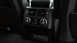 2024 (24) LAND ROVER DISCOVERY 3.0 D300 Metropolitan Edition 5dr Auto 5719154