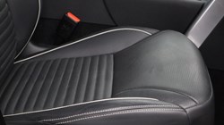 2024 (24) LAND ROVER DISCOVERY 3.0 D300 Metropolitan Edition 5dr Auto 5719164