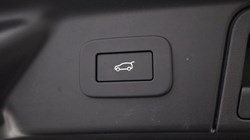 2024 (24) LAND ROVER RANGE ROVER VELAR 2.0 P400e Dynamic HSE 5dr Auto 5697855