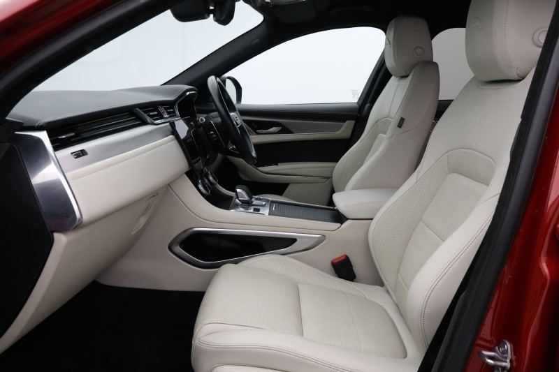 2022 (22) JAGUAR F-PACE 2.0 D200 R-Dynamic S 5dr Auto AWD 5720111