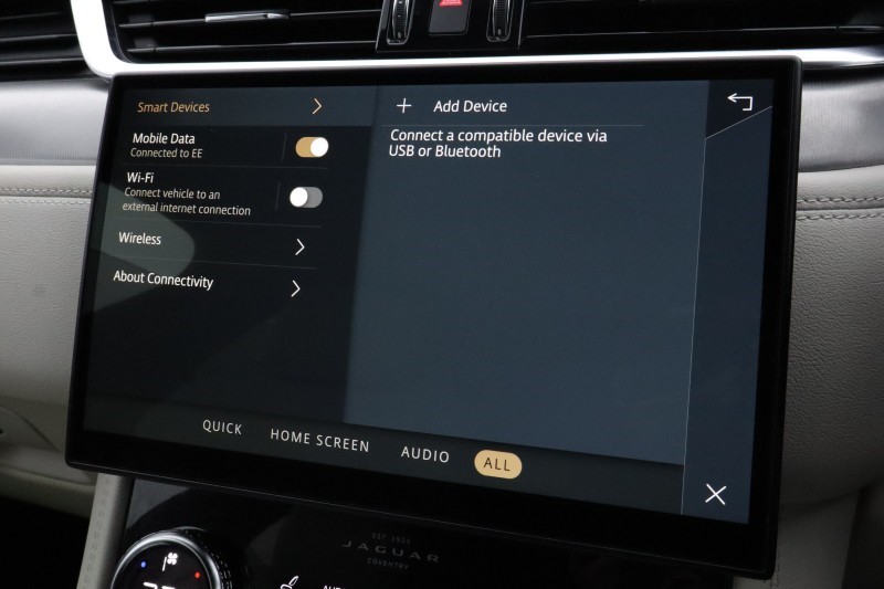 2022 (22) JAGUAR F-PACE 2.0 D200 R-Dynamic S 5dr Auto AWD 5720157