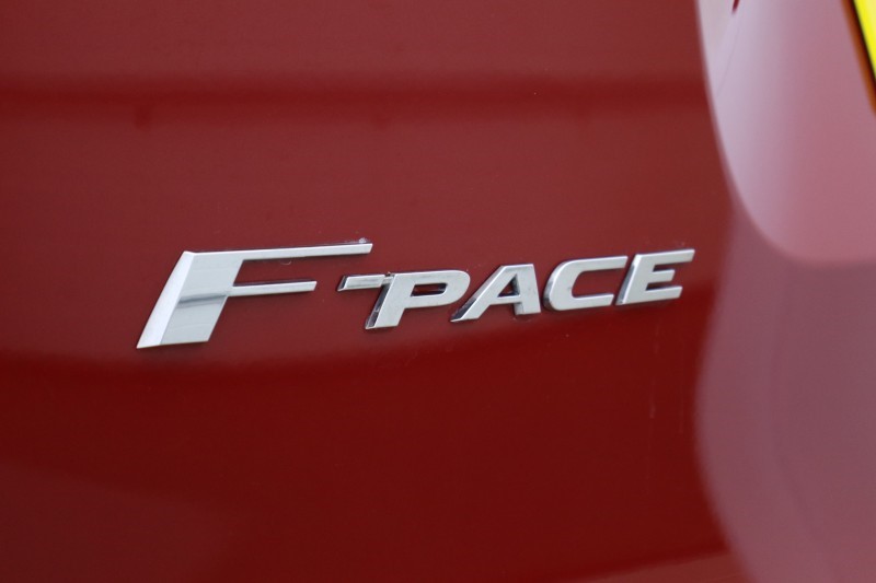 2022 (22) JAGUAR F-PACE 2.0 D200 R-Dynamic S 5dr Auto AWD 5720134