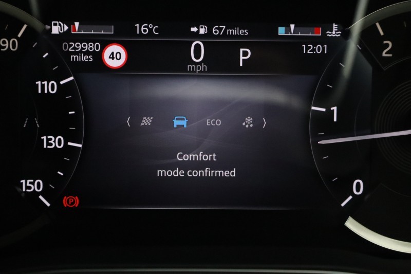 2022 (22) JAGUAR F-PACE 2.0 D200 R-Dynamic S 5dr Auto AWD 5720159
