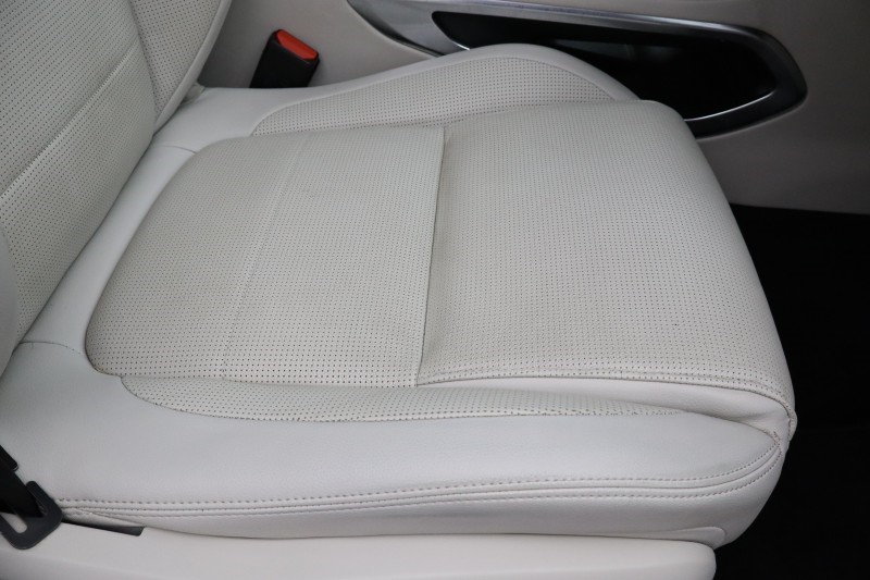 2022 (22) JAGUAR F-PACE 2.0 D200 R-Dynamic S 5dr Auto AWD 5720126