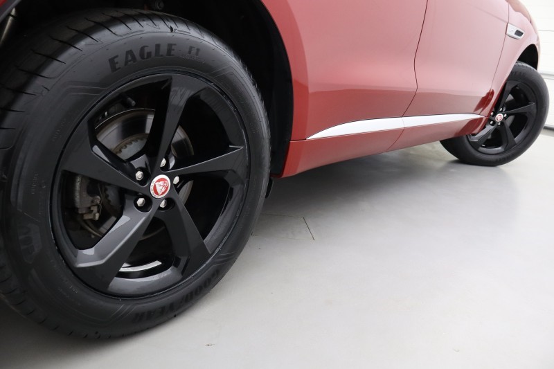 2022 (22) JAGUAR F-PACE 2.0 D200 R-Dynamic S 5dr Auto AWD 5720130