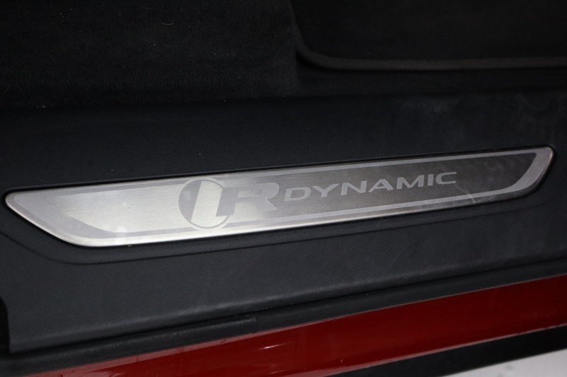 2022 (22) JAGUAR F-PACE 2.0 D200 R-Dynamic S 5dr Auto AWD 5720124