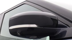 2022 (22) LAND ROVER DISCOVERY 3.0 D300 R-Dynamic SE 5dr Auto 5706367