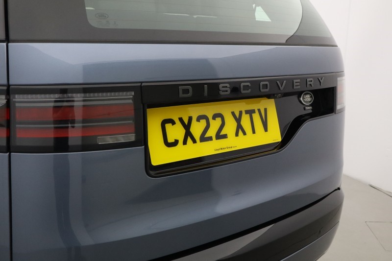 2022 (22) LAND ROVER DISCOVERY 3.0 D300 R-Dynamic SE 5dr Auto 5706416