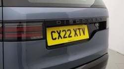 2022 (22) LAND ROVER DISCOVERY 3.0 D300 R-Dynamic SE 5dr Auto 5706416
