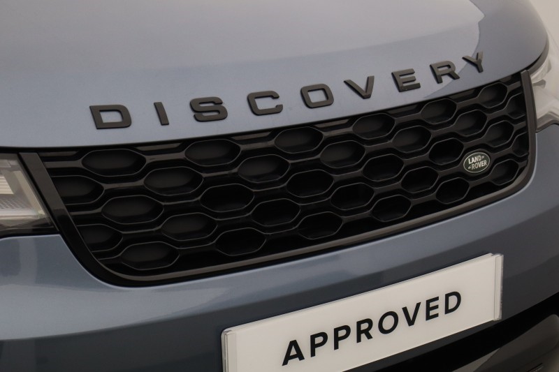 2022 (22) LAND ROVER DISCOVERY 3.0 D300 R-Dynamic SE 5dr Auto 5706365
