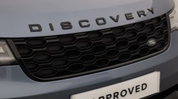 2022 (22) LAND ROVER DISCOVERY 3.0 D300 R-Dynamic SE 5dr Auto 5706365