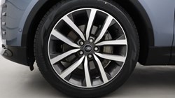 2022 (22) LAND ROVER DISCOVERY 3.0 D300 R-Dynamic SE 5dr Auto 5706406