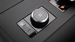 2022 (22) LAND ROVER DISCOVERY 3.0 D300 R-Dynamic SE 5dr Auto 5706404