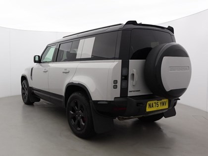 2025 (75) LAND ROVER DEFENDER 3.0 D250 X-Dynamic SE 110 5dr Auto