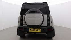 2025 (75) LAND ROVER DEFENDER 3.0 D250 X-Dynamic SE 110 5dr Auto 5678551