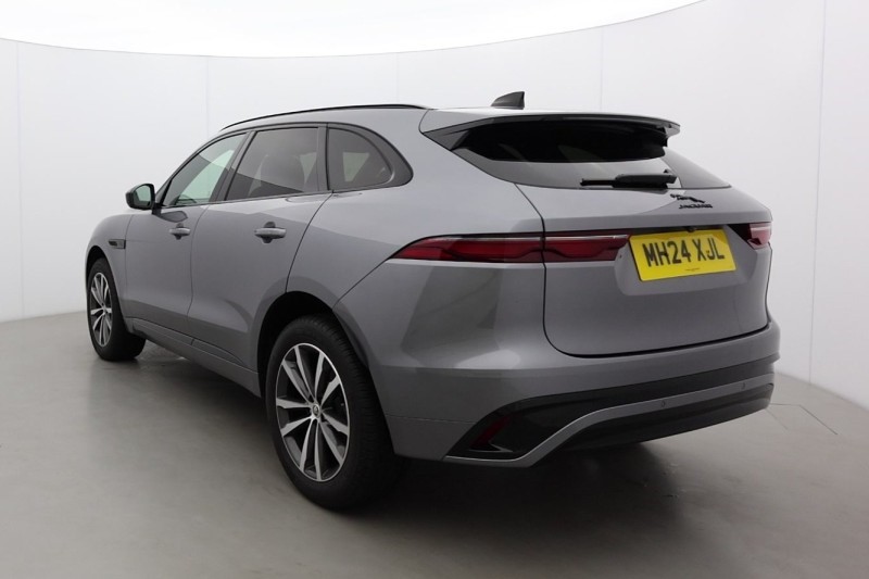 2024 (24) JAGUAR F-PACE 2.0 D200 R-Dynamic SE Black 5dr Auto AWD 5694156