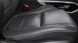 2024 (24) JAGUAR F-PACE 2.0 D200 R-Dynamic SE Black 5dr Auto AWD 5694175
