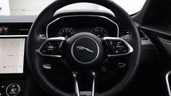 2024 (24) JAGUAR F-PACE 2.0 D200 R-Dynamic SE Black 5dr Auto AWD 5694168