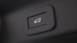 2024 (24) JAGUAR F-PACE 2.0 D200 R-Dynamic SE Black 5dr Auto AWD 5694211