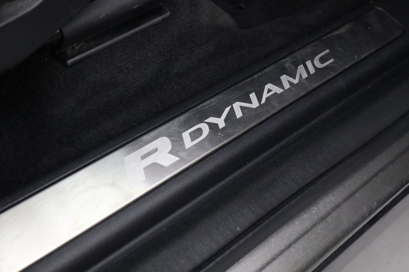 2023 (72) LAND ROVER DISCOVERY SPORT 2.0 D200 R-Dynamic HSE 5dr Auto 5689501