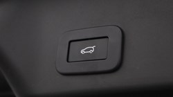 2023 (23) LAND ROVER RANGE ROVER EVOQUE 1.5 P300e R-Dynamic HSE 5dr Auto 5673210