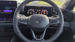 VOLKSWAGEN TIGUAN 1.5 TSI 272 eHybrid Black Edition 5dr DSG 5879704