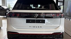 VOLKSWAGEN TIGUAN 1.5 eTSI 150 R-Line 5dr DSG 5833364