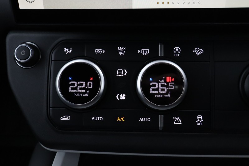 2026 (75) LAND ROVER DEFENDER 3.0 D350 X-Dynamic HSE 110 5dr Auto 5676022
