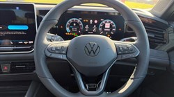 VOLKSWAGEN TIGUAN 1.5 eTSI 150 R-Line 5dr DSG 5879752