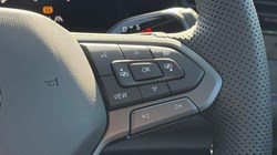 VOLKSWAGEN TIGUAN 1.5 eTSI 150 R-Line 5dr DSG 5879754