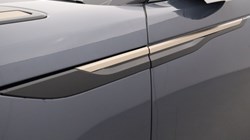 2024 (74) LAND ROVER RANGE ROVER VELAR 3.0 D300 MHEV Dynamic SE 5dr Auto 5738307