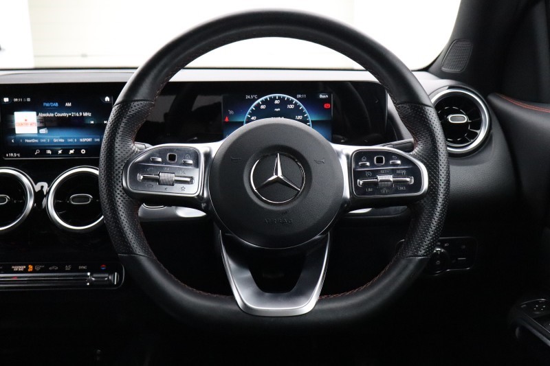 2022 (72) MERCEDES-BENZ GLB 220d 4Matic AMG Line 5dr 8G-Tronic 5714545