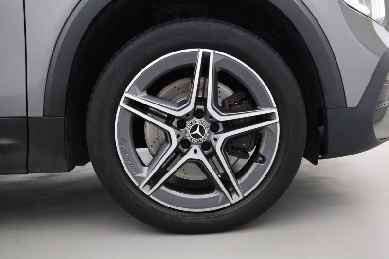 2022 (72) MERCEDES-BENZ GLB 220d 4Matic AMG Line 5dr 8G-Tronic 5714570