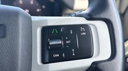 2024 (24) LAND ROVER DEFENDER 3.0 D250 X-Dynamic SE 110 5dr Auto 5708088