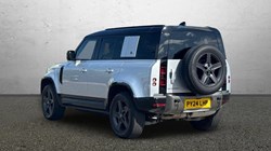 2024 (24) LAND ROVER DEFENDER 3.0 D250 X-Dynamic SE 110 5dr Auto 5708062