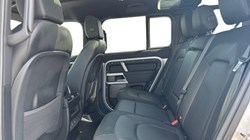 2024 (24) LAND ROVER DEFENDER 3.0 D250 X-Dynamic SE 110 5dr Auto 5708064