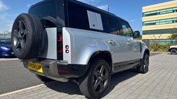 2024 (24) LAND ROVER DEFENDER 3.0 D250 X-Dynamic SE 110 5dr Auto 5708103