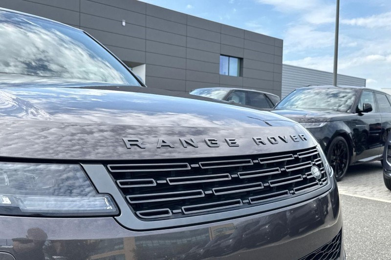 2023 (23) LAND ROVER RANGE ROVER SPORT 3.0 D300 Autobiography 5dr Auto 5708229