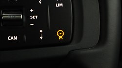 2023 (23) LAND ROVER DEFENDER 2.0 P400e X-Dynamic HSE 110 5dr Auto 5740045