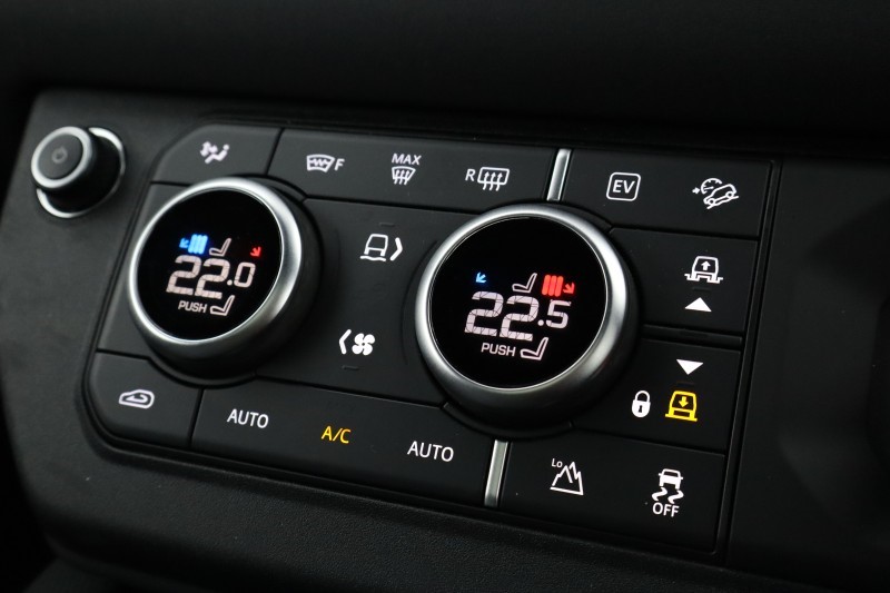 2023 (23) LAND ROVER DEFENDER 2.0 P400e X-Dynamic HSE 110 5dr Auto 5740040