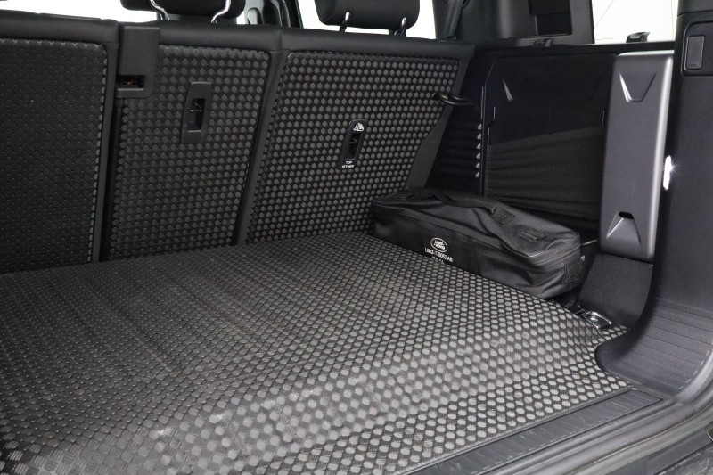 2023 (23) LAND ROVER DEFENDER 2.0 P400e X-Dynamic HSE 110 5dr Auto 5740019