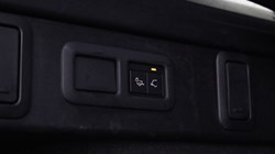 2024 (74) LAND ROVER RANGE ROVER VELAR 2.0 D200 MHEV Dynamic SE 5dr Auto 5758440