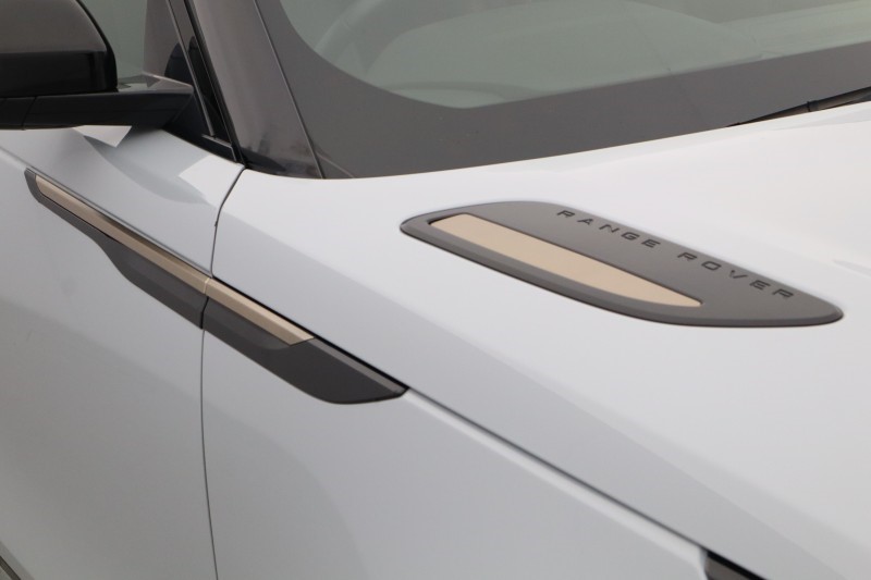 2024 (74) LAND ROVER RANGE ROVER VELAR 2.0 D200 MHEV Dynamic SE 5dr Auto 5758386