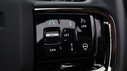 2024 (74) LAND ROVER RANGE ROVER VELAR 2.0 D200 MHEV Dynamic SE 5dr Auto 5758408