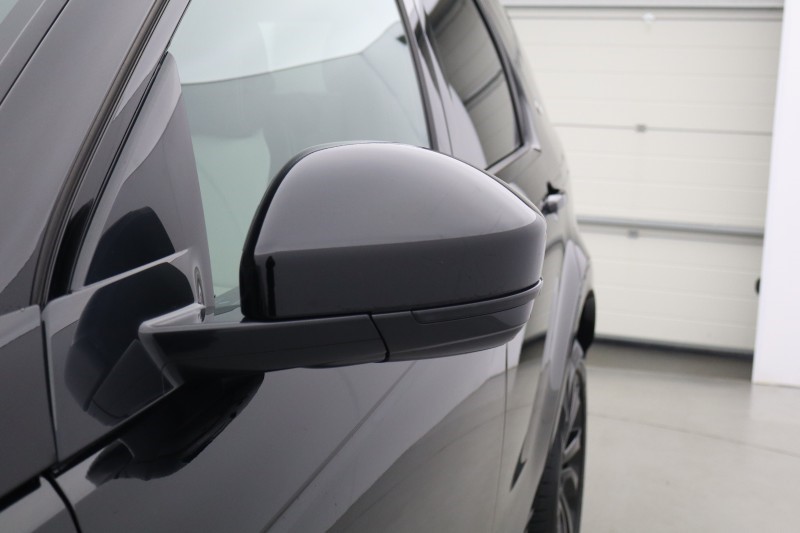 2025 (25) LAND ROVER DISCOVERY SPORT 2.0 D200 Dynamic SE 5dr Auto [7 Seat] 5752196